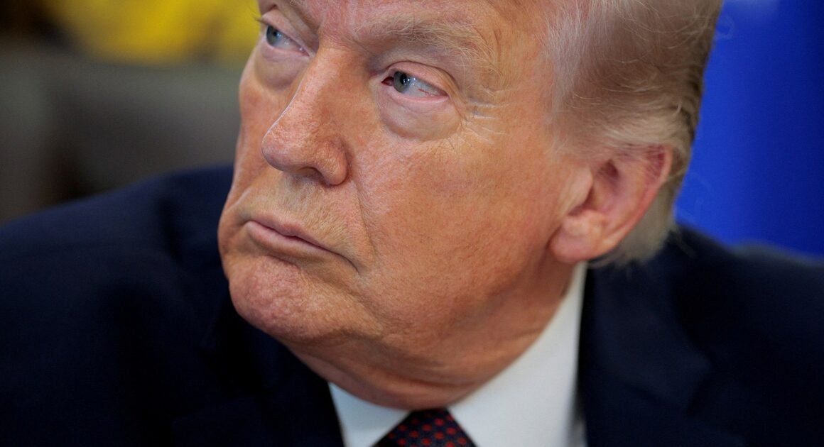 TỔNG THỐNG DONALD TRUMP GÂY NGẠC NHIÊN VỀ VỤ CỨU HỘ CHIẾN ĐẤU CƠ MỸ BỊ IRAN BẮN HẠ!