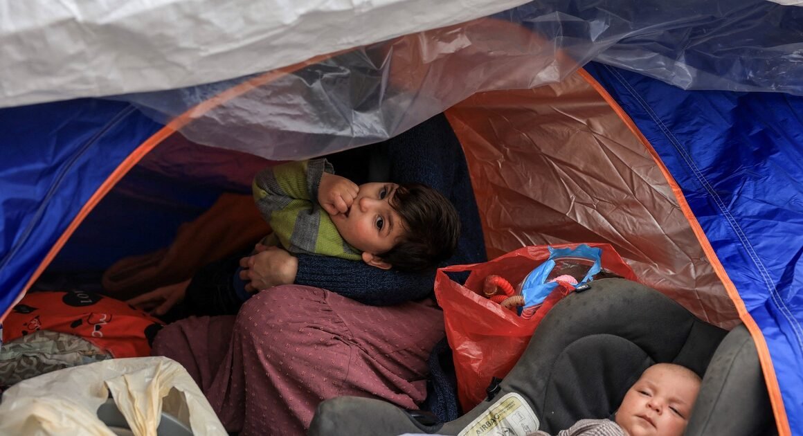 LUẬT NGỪNG CHIẾN Ở TRUNG ĐÔNG ĐANG ĐƯỢC ĐE DỌA BỞI NGUY CƠ BÙNG NỔ THÀNH CHIẾN TRANH RỘNG LIÊN QUAN GẬY MỘT HỘI CHỨC TOÀN CẦU.