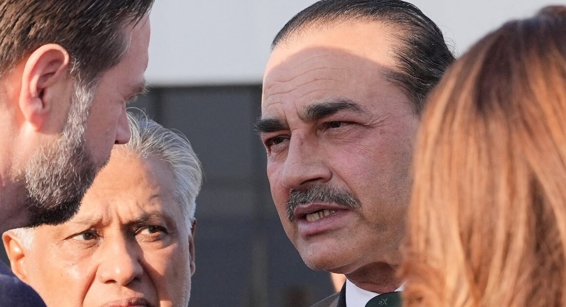 CUỘC ĐÀM PHÁN GIỮA MỸ VÀ IRAN ĐANG NÓNG LÊN, SẼ SỚM ĐẾN CỬA, PAKISTAN GIỮ CHỨC TRUNG GIAN!