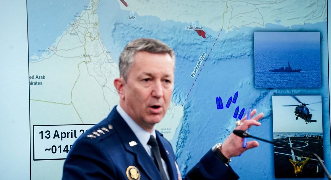 MỸ KHẲNG ĐỊNH KIỂM SOÁT EO BIỂN HORMUZ NHỜ CHIẾN THUẬT HẢI QUÂN, ĐẨY TẦM NGHI VỀ MỐI ĐE DỌA TỪ IRAN