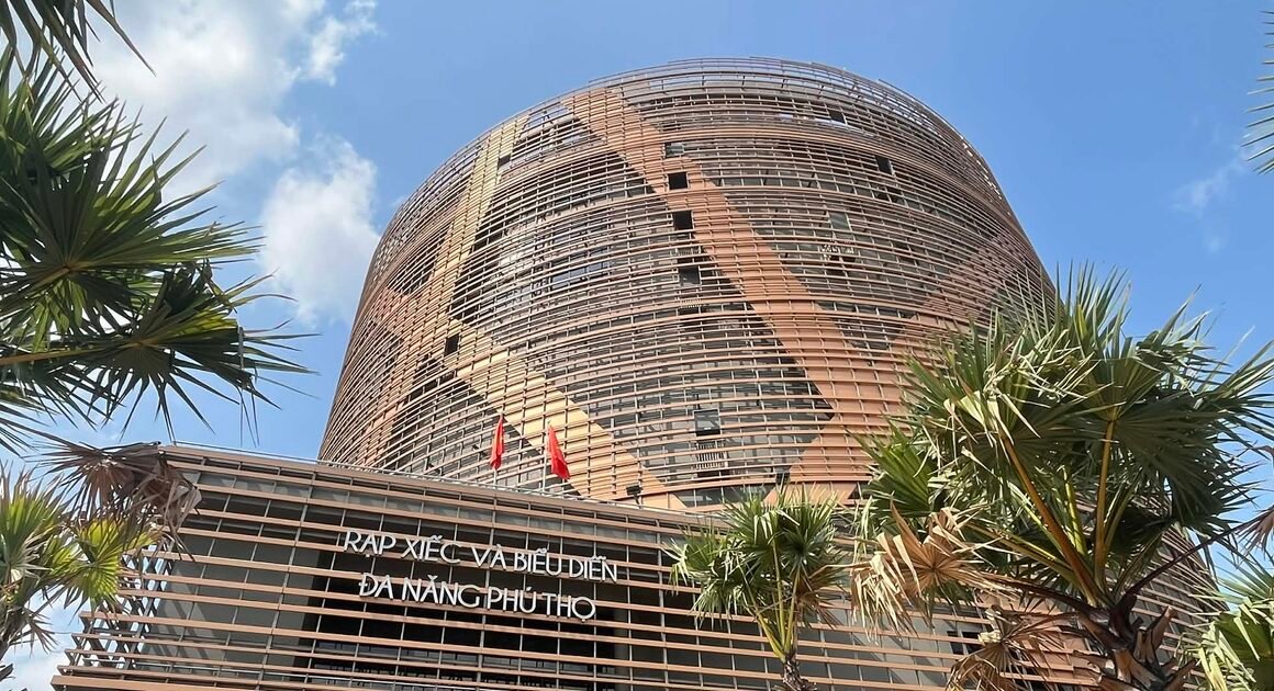 KHÁM PHÁ RẠP XIẾC MỚI VỚI ĐẦU TƯ GẦN 1.400 TỶ ĐỒNG VÀ NHỮNG ĐIỀU KHIẾN AI CŨNG KHÓ CHỐI MỆT!