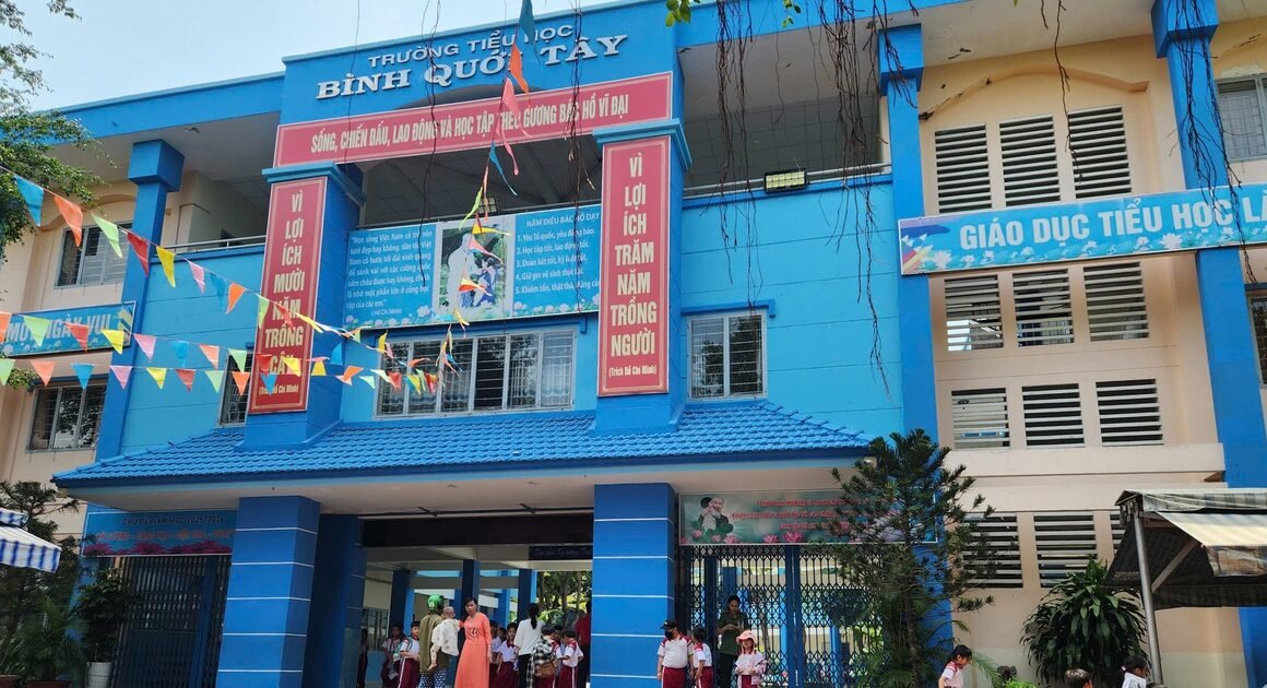 BỨC XÚC TRƯỚC VỤ NGỘ ĐỘC THỰC PHẨM TẠI TRƯỜNG TIỂU HỌC BÌNH QUỚI TÂY ĐANG GÂY CHẤN ĐỘNG!