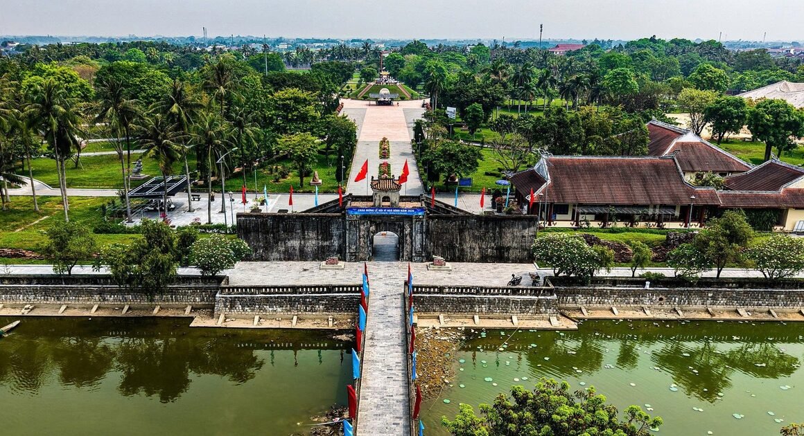 KHÁM PHÁ NGÀY HỘI ĐẠP XE VÌ HÒA BÌNH RỘN RÀNG TẠI THÀNH CỔ QUẢNG TRỊ!