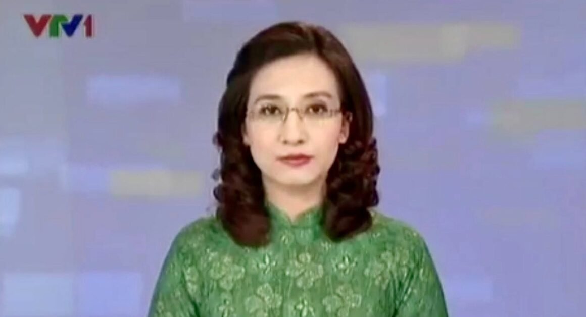 DÙ ĐÃ 10 NĂM, BTV VÂN ANH VẪN ĐƯỢC NHỚ MẶT ĐẶT TÊN TRONG TRÁI TIM NGƯỜI HỌC TRÓC