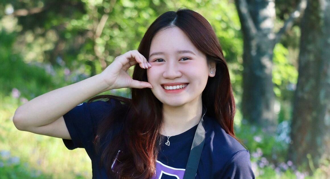 KHÁM PHÁ NỖI ĐỈNH HỌC TẬP CỦA CÔ GIÚP DU HỌC SINH CHINH PHỤC ĐỈNH CAO TIẾNG TRUNG!