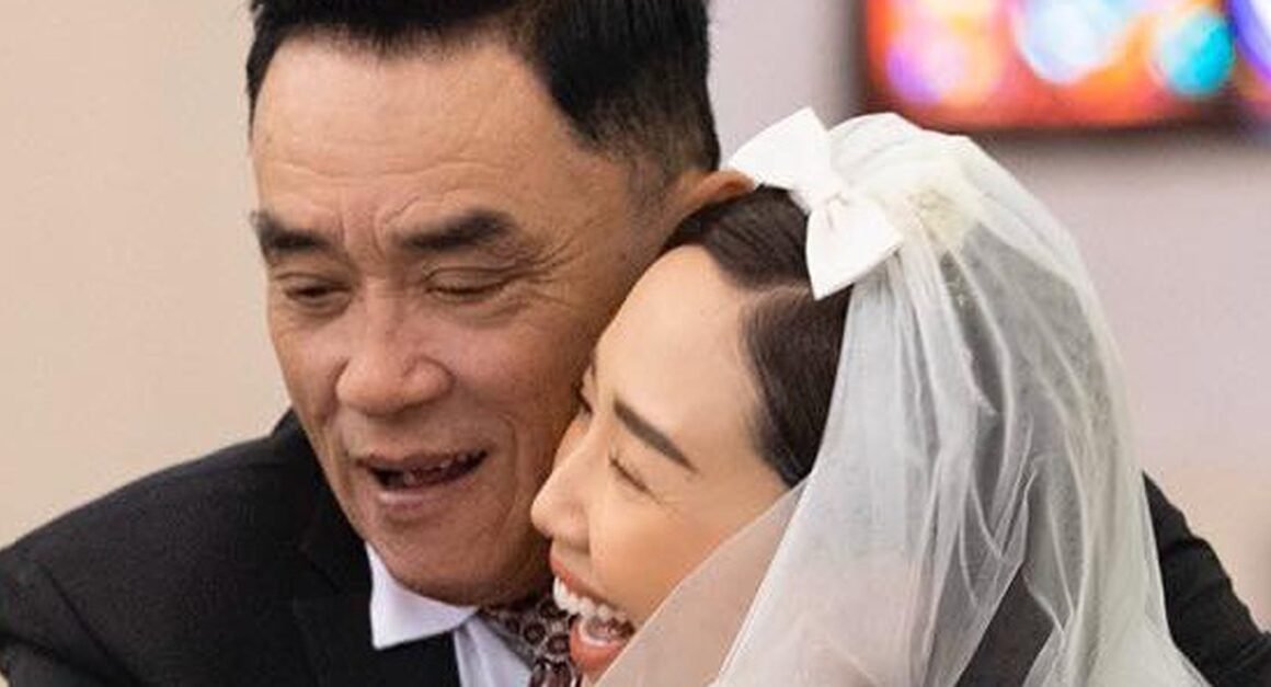 BỐ VÀ CON GÁI TÓC TIÊN: MỘT MÀU NHIỆT CÁN ĐẢNH GHIỆM!