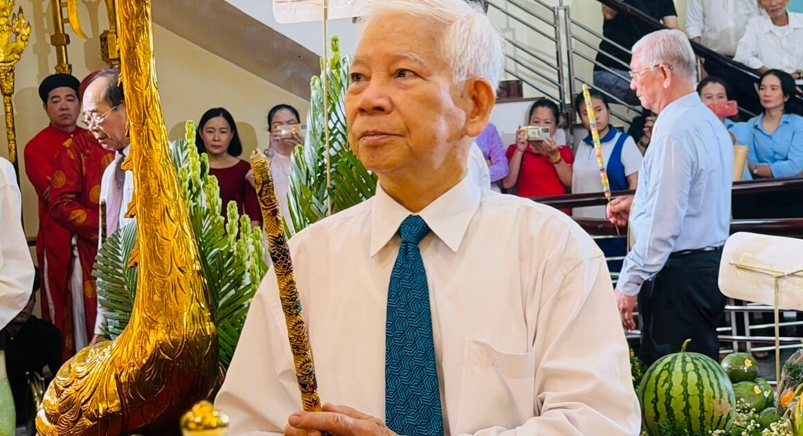 NGUỒN GỐC VÀNG SON CỦA DÂN TỘC VIỆT NAM ĐƯỢC TÔN VINH TẠI ĐIỂM ĐỈNH TẠI ĐỀN HÙNG BÌNH DƯƠNG!
