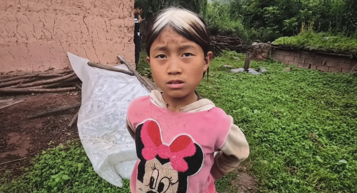 BẠN SẼ NGHĨ GÌ KHI BIẾT RẰNG MÁI TÓC BẠC Ở MỘT CẬU BÉ 10 TUỔI KHÔNG PHẢI BỆNH LÝ?