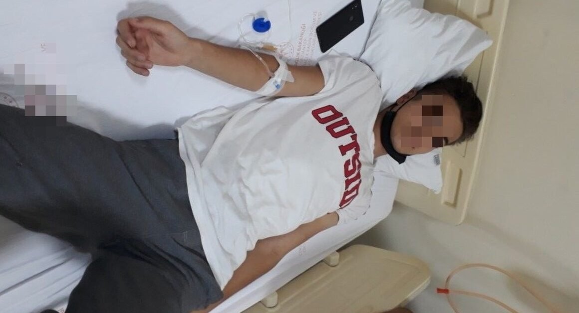 BẠN CHẮC CHẮN KHÔNG NGỜ ĐƯỢC PHẢN ỨNG CHOÁNG VÁNG CỦA CHÀNG TRAI TRẺ KHI NHẬN KẾT QUẢ BỆNH LẬU!