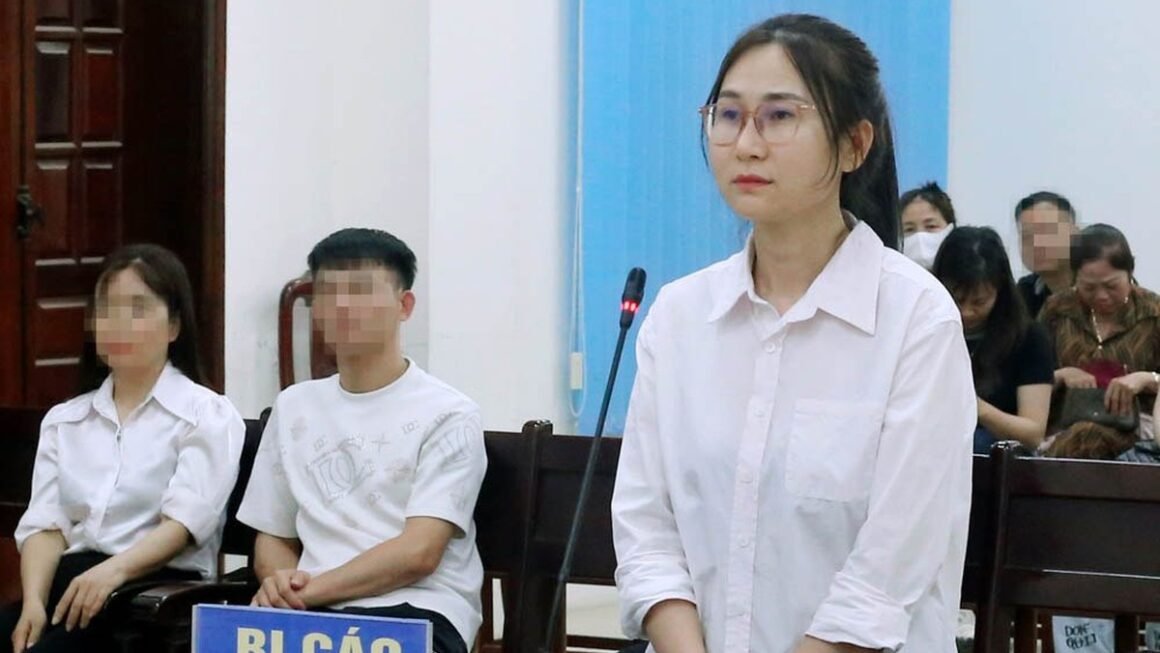 “BỊ CẠO NGHIÊM NGẶT VÌ CHIẾM ĐOẠT HƠN 11 TỶ ĐỒNG TỪ VẬT CHẤT GIẢ VÀ GIẤY TỜ GIẢ!”