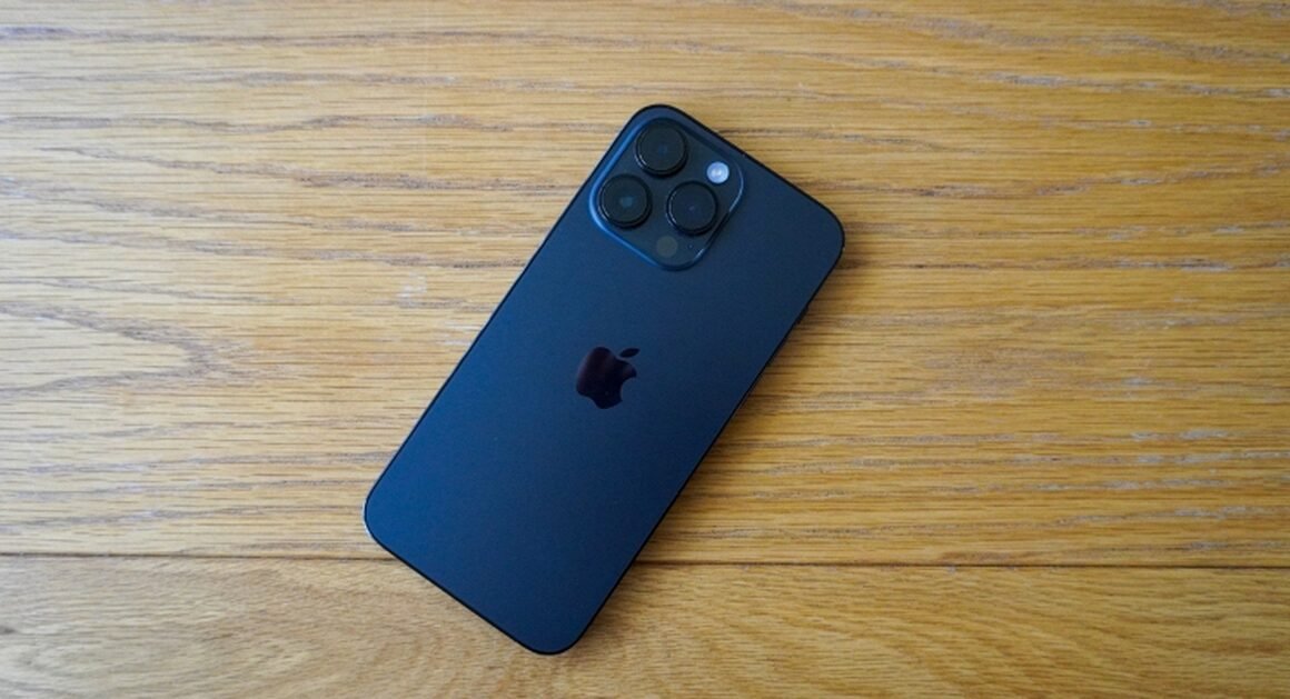 KHÁM PHÁ NHỮNG ĐIỀU KHIẾN iPHONE CŨ TRỞ THÀNH SỰ LỰA CHỌN HÀNG ĐẦU CHO NGƯỜI TIÊU DÙNG!