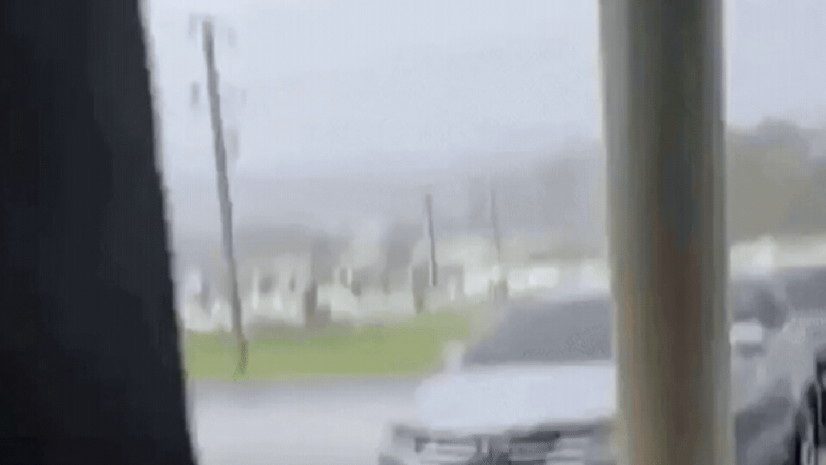 SIÊU BÃO ĐANG CẬN KỀ, BẠN ĐÃ SẴN SÀNG CHƯA?