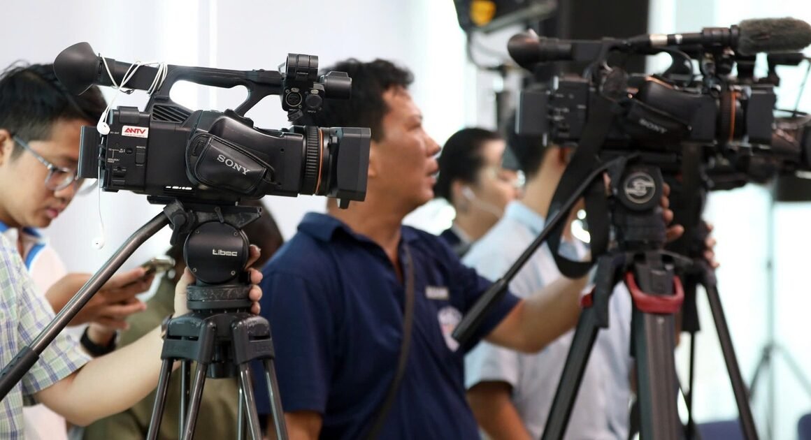 AI VÀ HỘI NHẬP SÂU: TP.HCM KHẲNG ĐỊNH BẢN SẮC VÀ NHÂN VĂN MÀ VẪN VƯƠN XA