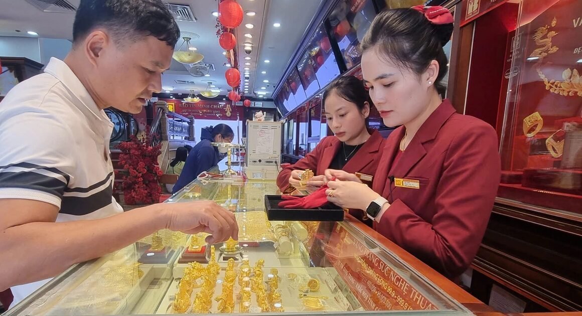 CHIỀU HƯỚNG CỦA VÀNG: BIÊN ĐỘ BIẾN ĐỘNG SẼ CÀNG LỚN, ĐỐI MẶT VỚI NHỮNG NGUYÊN NHÂN TỪ CHIẾN LƯỢC CHÍNH SÁCH TIỀN TỆ!