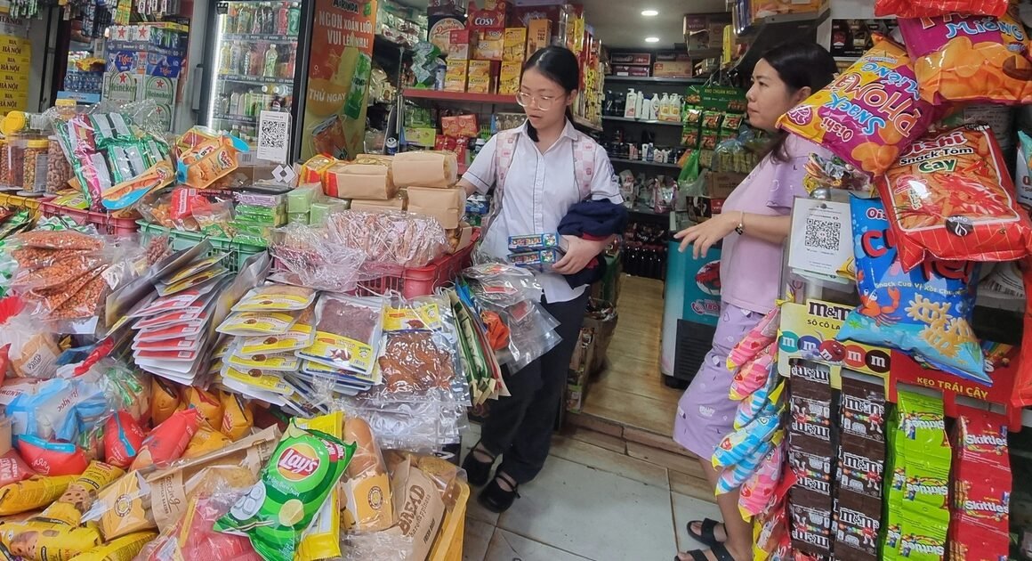 HƠN 2,5 TRIỆU HỘ KINH DOANH VÀ HƠN 236.800 DOANH NGHIỆP ĐƯỢC MIỄN THUẾ NHỜ NGƯỠNG DOANH THU 1 TỶ ĐỒNG/NĂM!
