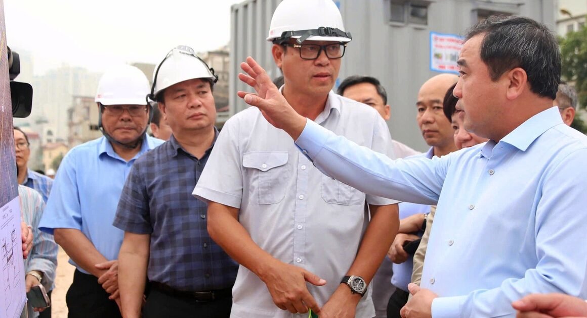 ĐỘT PHÁ KHẨN CẤP KÊNH LA KHÊ, HÀ NỘI XẾP HẾT ƯU TIÊN VÀO GIAI ĐOẠN HOÀN THÀNH TRONG VÀI TUẦN!