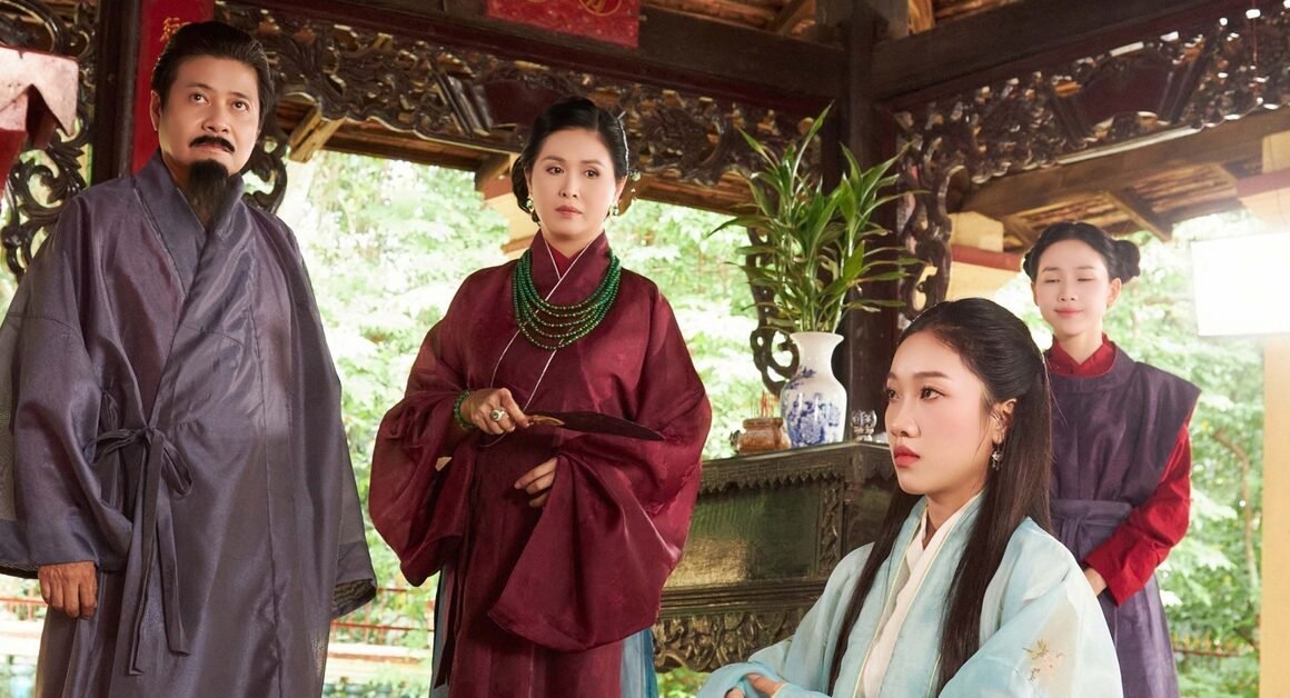 KHÁN GIẢ KỲ VỌNG NHÀ LÀM PHIM TRI HUYỆN ĐẠI NHÂN BỨT PHÁ VỚI Ý TƯỞNG MỚI VÀ SỰ CHUYÊN NGHIỆP