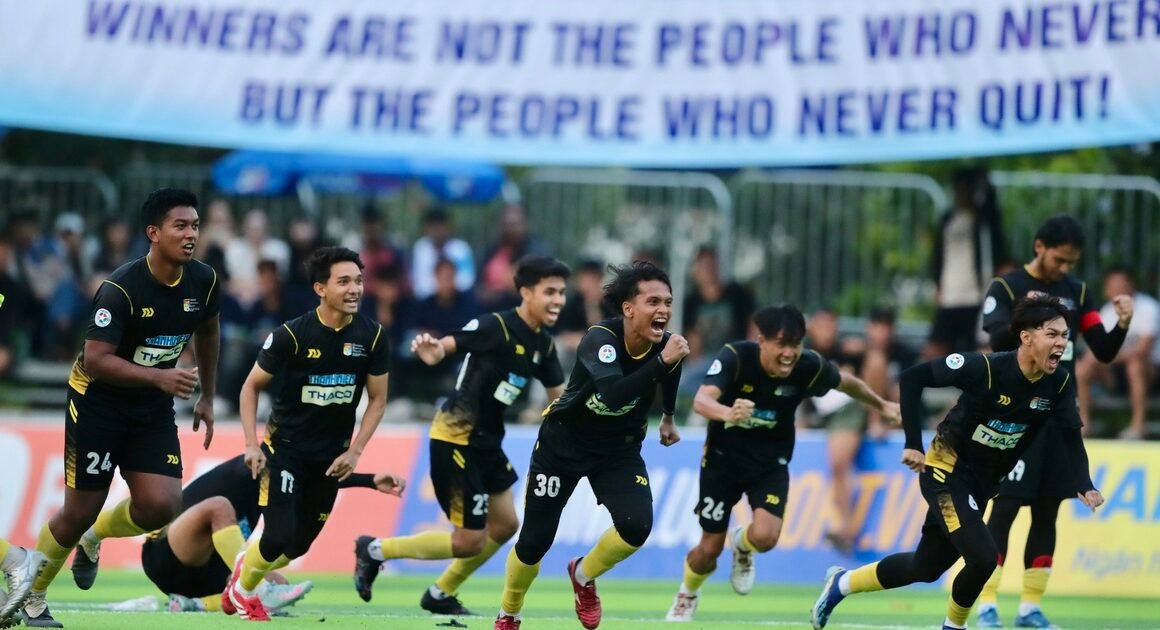 QUỐC GIA MALAYSIA VƯƠN TẦM CHIẾN THẮNG ĐẦY KỊCH TÍNH TRÊN CHẤM LUÂN LƯU ĐỂ LẬP KỶ LỤC VÔ ĐỊCH 2026!