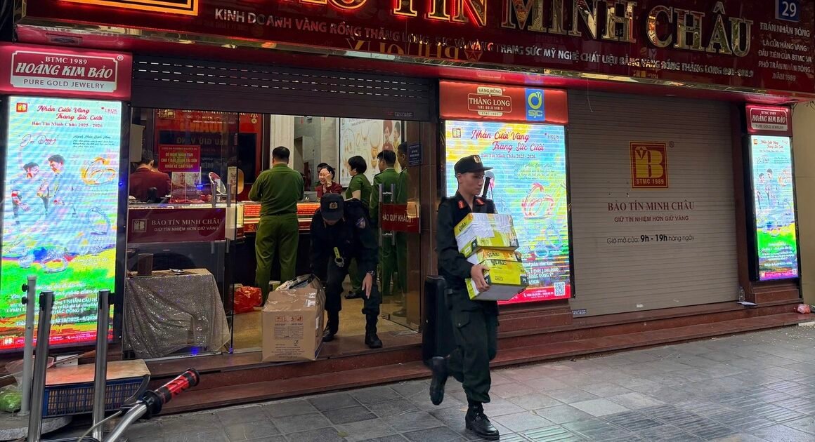 BỊ VU CHẠM ĐẾN NHỮNG VỤ ÁN KINH TẾ NĂNG NỀ, AI ĐỊNH CHO MỌI NGƯỜI NHÌN NHẬN?