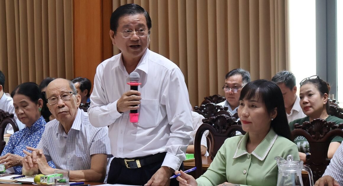 Giá dịch vụ rác tại TP.HCM sẽ thay đổi thế nào để vừa công bằng, vừa phù hợp túi tiền người dân yếu thế?