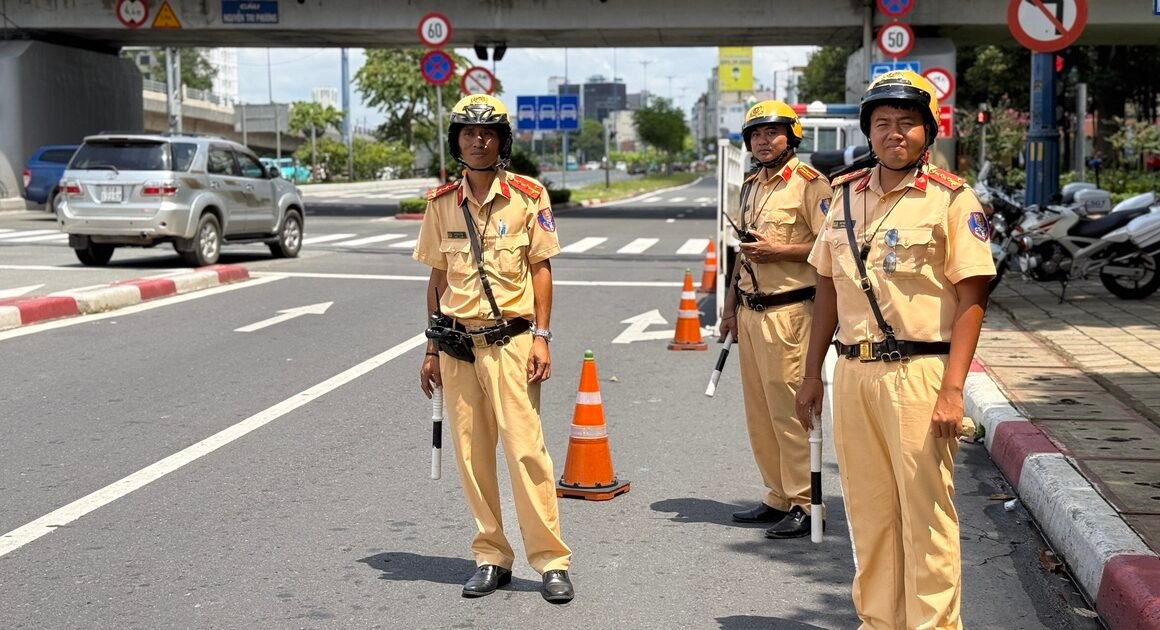 BẠN ĐỪNG BỎ LỠ NHỮNG LỖI TỐI NHIỀU NGƯỜI MẮC PHẢI, CÓ NGUY CƠ GÂY TAI NẠN TRÊN ĐƯỜNG PHỐ!