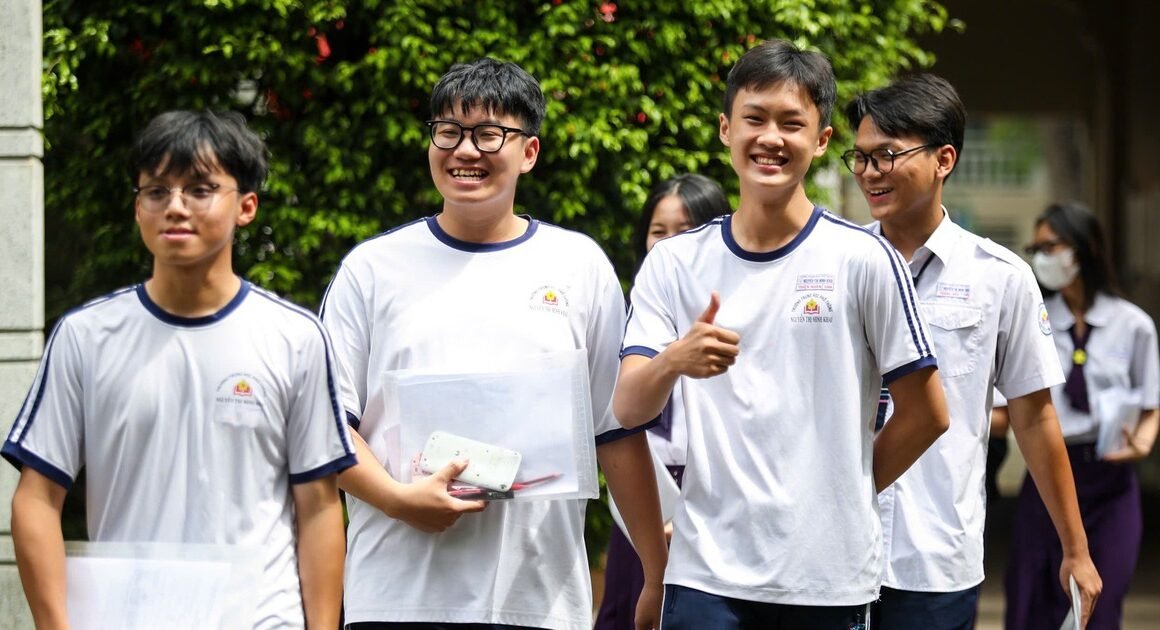 KHÁM PHÁ CÁCH CHỌN MÔN THI ĐỂ ĐẠT ĐIỂM CAO VÀ XÉT TUYỂN NGÀNH YÊU THÍCH NĂM 2026!