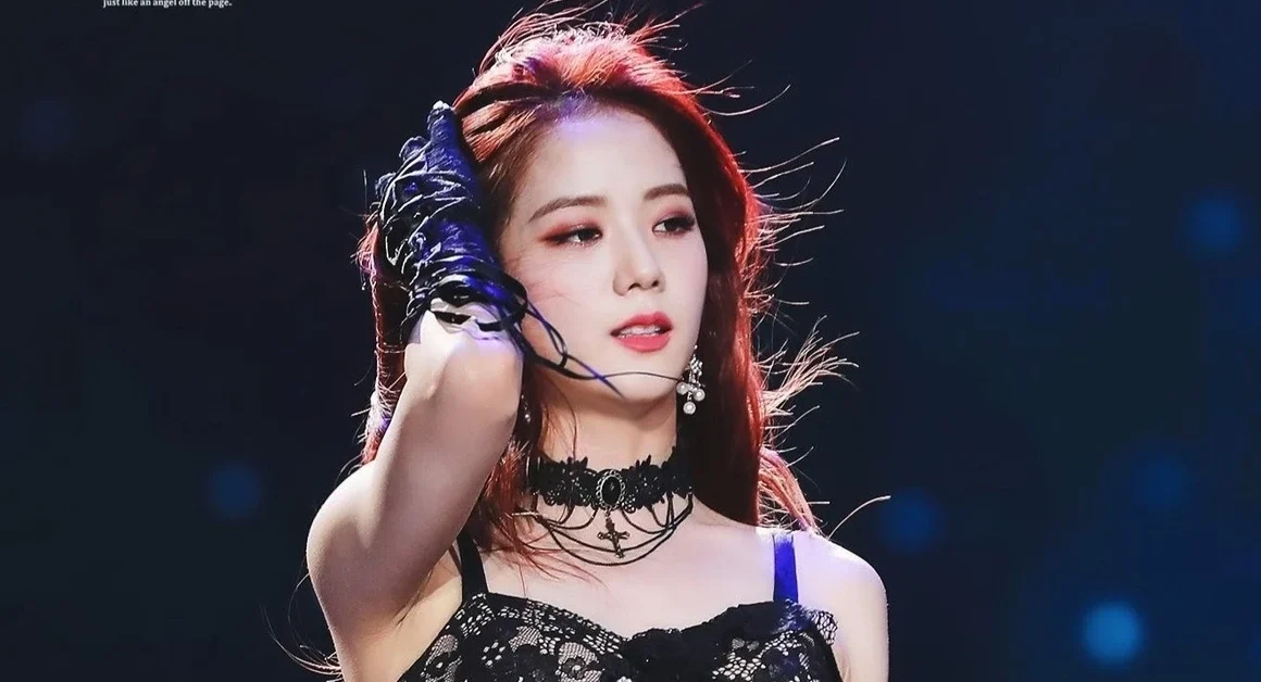 CHƯA BAO GIỜ CÔNG CHÚNG NHẬN RA JISOO (BLACKPINK) ĐẾN THẾ NÀY