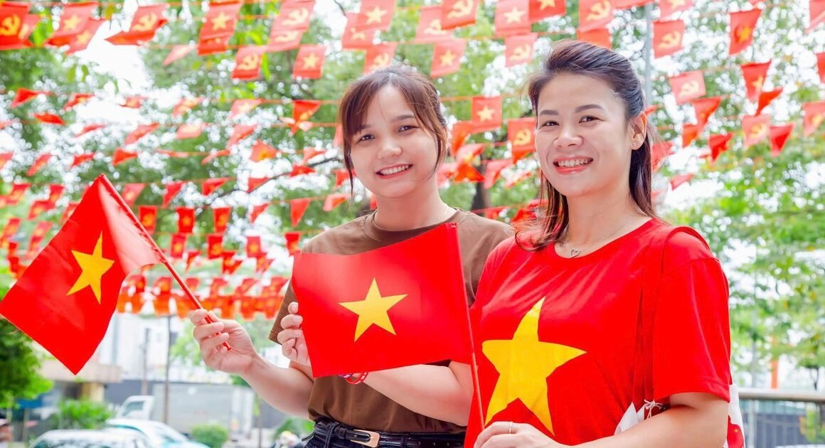 KHÔNG CÓ CHỦ ĐƯƠNG NGHỈ LIỀN 9 NGÀY, BỘ NỘI VỤ KHÔNG ĐỀ XUẤT HOÁN ĐỔI NGÀY LÀM VIỆC!