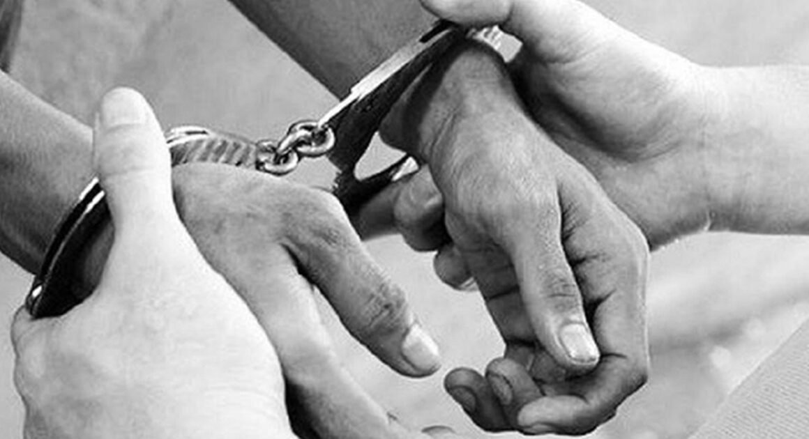 AI ĐANG LÀM NHUỘM MẶT NGƯỜI CẦN TẠI NGOẠI VỚI SỐ TIỀN HỐI LỘ 150 TRIỆU ĐỒNG?