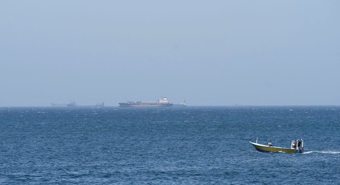 MỸ PHONG TỎA CẢNG IRAN VÀ EO BIỂN HORMUZ: LIỆU CÓ ĐƯỢC THÀNH CÔNG¿Qué inédita jugada en la estrategia internacional?