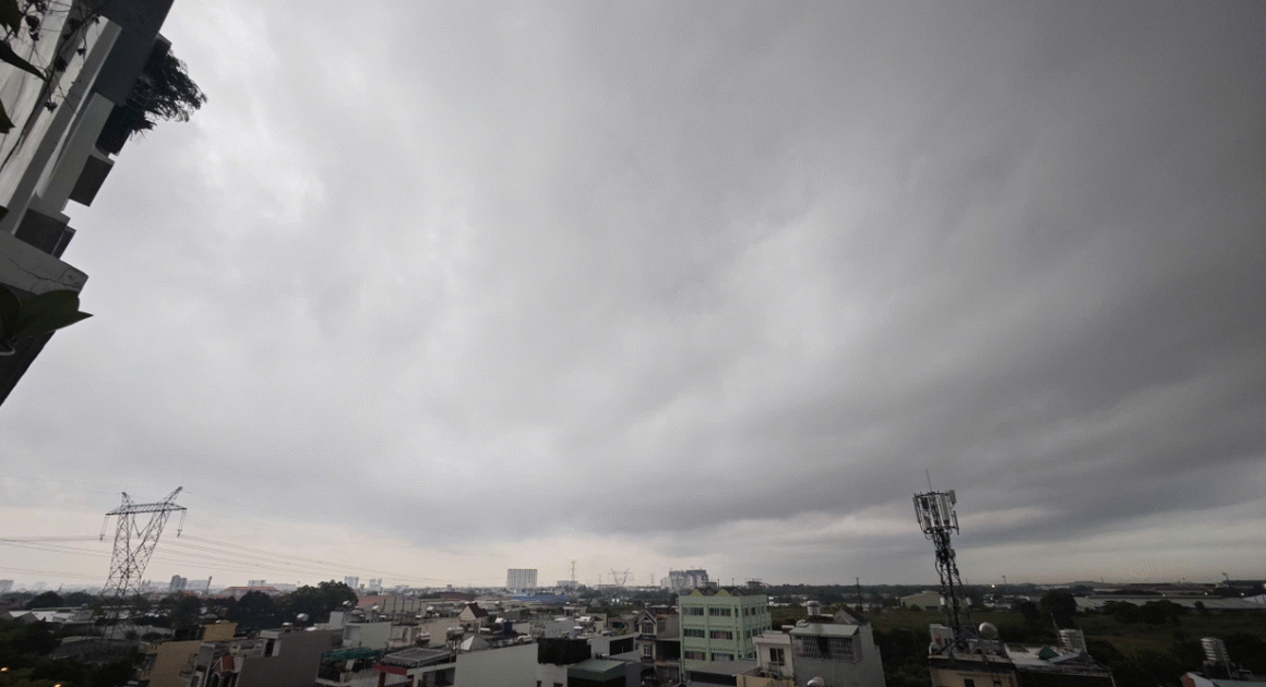 MƯA GIÔNG SẼ ĐÁNH THỨC NẮNG NÓNG, CHỜ ĐÓN BẠN BÊN SAU NHỮNG GIỌT MƯA NHẸ.