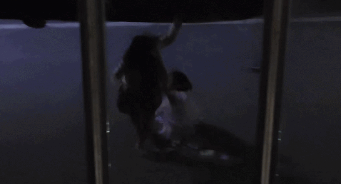 CHỈ VÌ MỘT PHÚT MẤT KIỂM SOÁT, ĐỨA TRẺ PHẢI RÊN RÚT TIẾNG KÊNH KHÓC TRONG ĐÊM TỐI KHẮC NGƯỜI NGOÀI CẢM XÚC BUỐT NÁT!