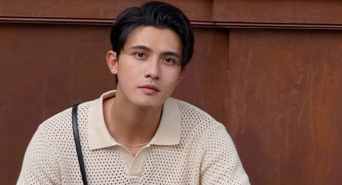 KHÁN GIẢ KHÓ CƯỠNG VỚI GƯƠNG MẶT SÁNG VÀ CHIỀU CAO 1M81 CỦA TRAN NGOC VANG!