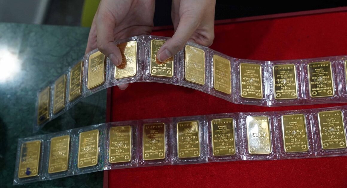 VÌ SAO KIẾN NGHỊ VỀ THỊ TRƯỜNG VÀNG CỦA HIỆP HỘI KINH DOANH VÀNG VN GAY GẮT ĐẾN VẬY?