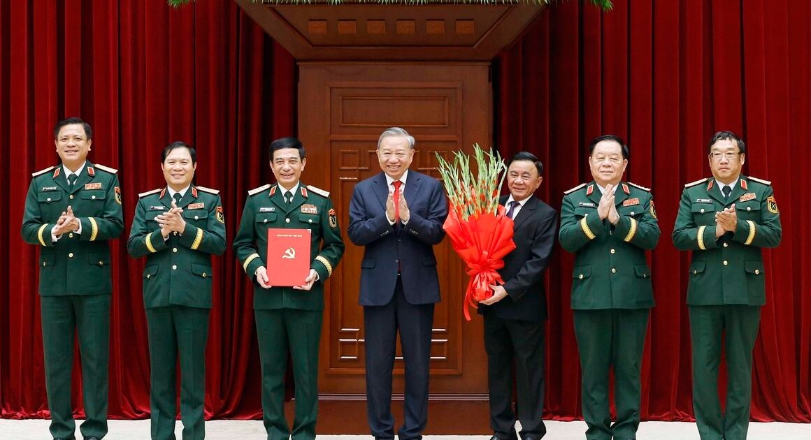 TẠO NÊN DẤU ẤN CHO ĐẢNG VỚI NGHỊ LỰC TUÂN THEO NGHỊCH CHO MỖI ĐỒNG CHÍ