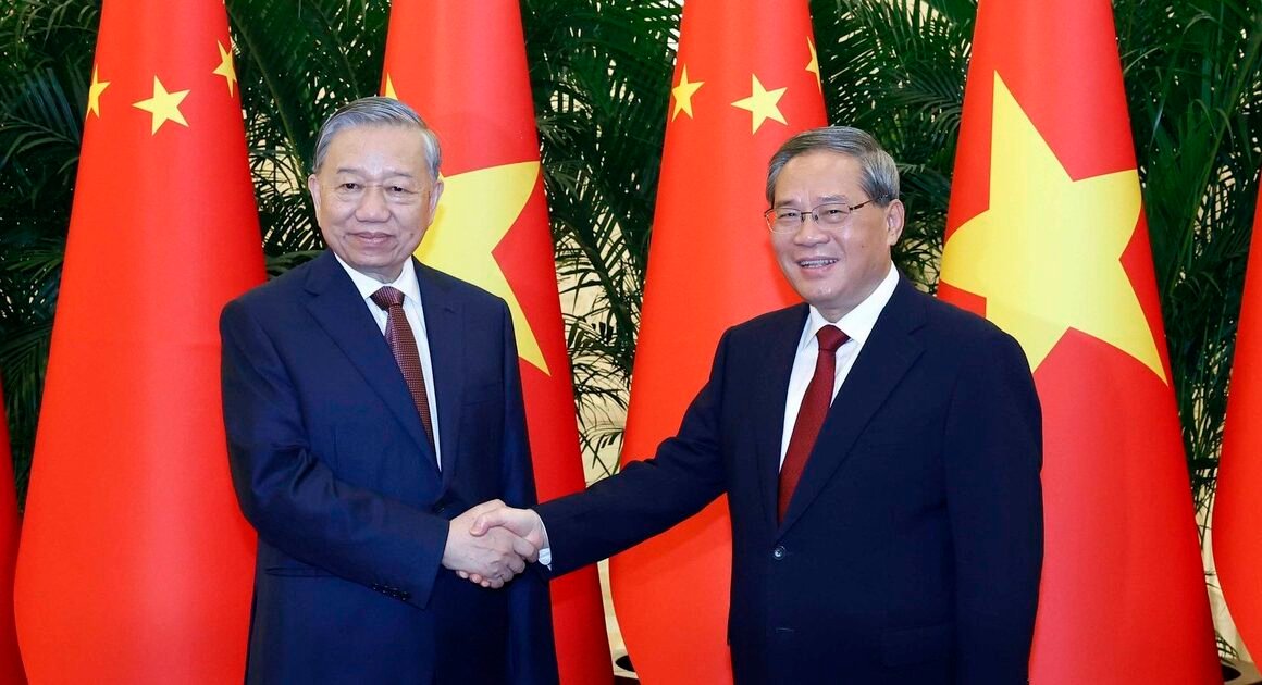 TRUNG QUỐC ĐỒNG Ý MỞ CỬA HƠN CHO NÔNG THỦY SẢN VIỆT NAM VÀ TĂNG CÔNG SUẤT ĐIỆN NHẬP KHẨU!