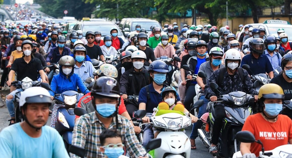 CHIẾN TRANH KHÍ THẢI XE MÁY BẮT ĐẦU, NỀN GIAO THẺ SẠCH HƠN SẼ ĐẾN GÌ?