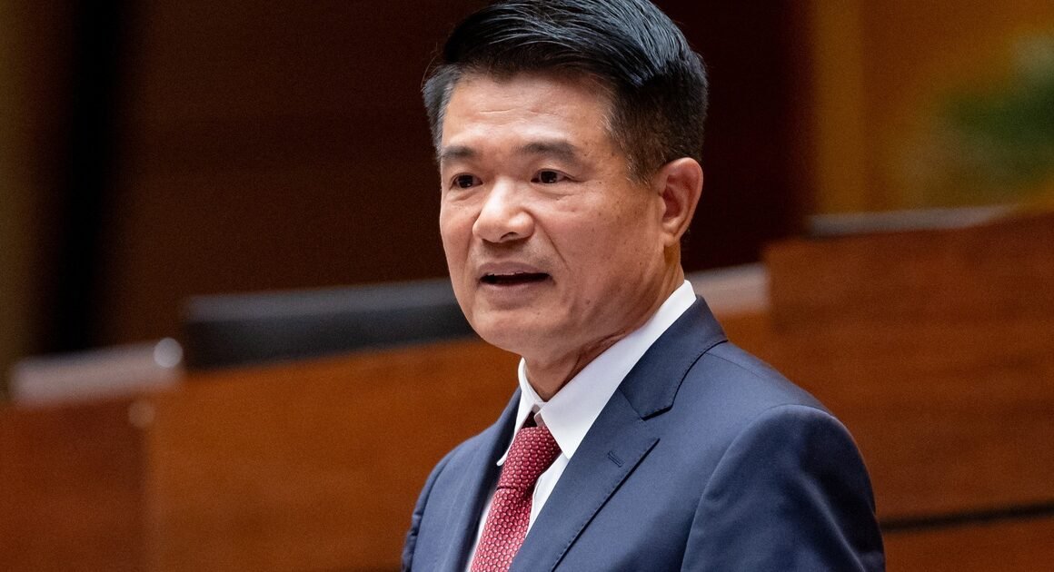 QUỐC HỘI KHÓA XVI CHÍNH THỨC BẦU ÔNG NGUYỄN HUY TIẾN LÀM VIỆN TRƯỞNG VKSND TỐI CAO NHIỆM KỲ 2026-2031, MẬT ĐƯỜNG ĐƯỢC ĐIỀU HƯỚNG RA SAO?