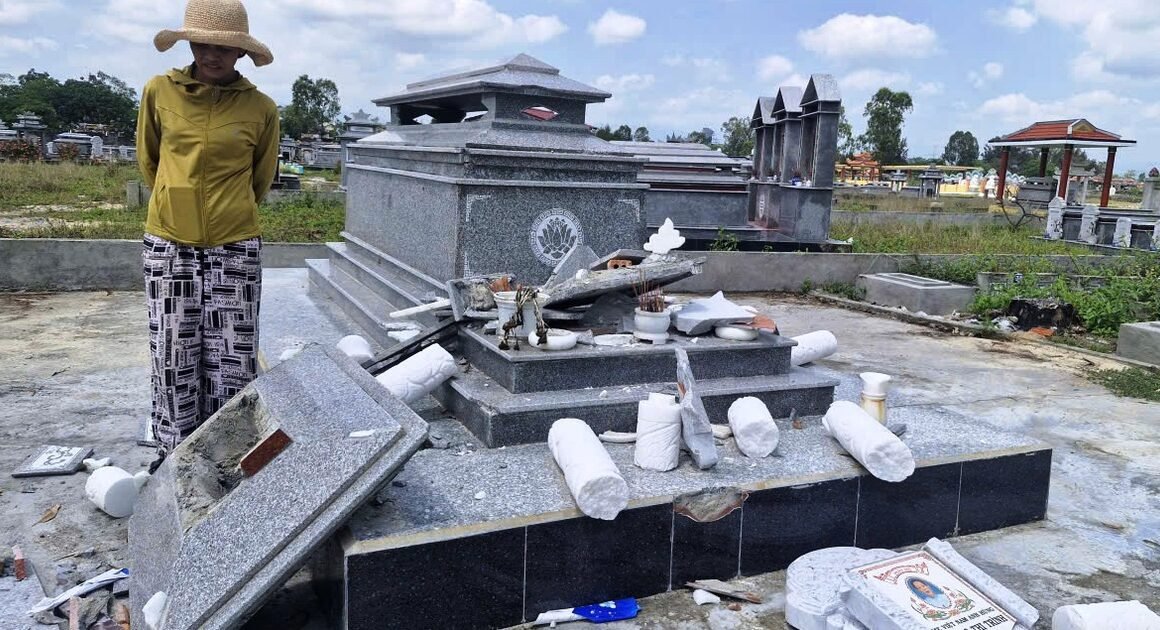 VỤ MỘ MẸ VIỆT NAM ANH HÙNG TẠI ĐÀ NẴNG BỊ ĐẬP PHÁ, NGHI VẤN TRANH CHẤP ĐẤT ĐAI ĐANG NGHIÊM TRỌNG.