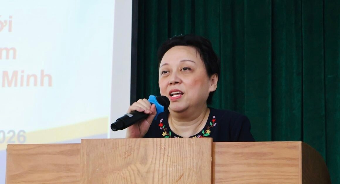 BÀ PHẠM KHÁNH PHONG LAN RÊN RỨC CẢNH BÁO VỀ NGUY CƠ NGỘ ĐỘC THỰC PHẨM TRONG TRƯỜNG HỌC!