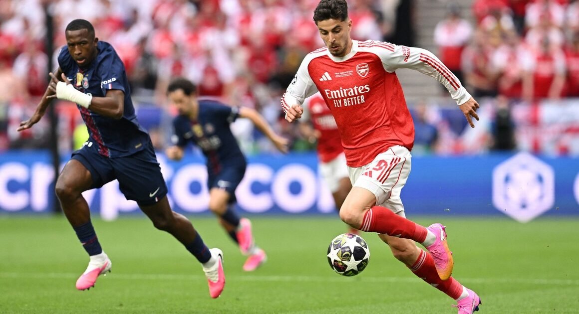 ARNAL CHẬM CHÂN TRƯỚC GIẢI ĐẤU KHỐC LIỆT, KHIẾN PSG VƯƠN TẦM VỊ TRÍ VƯƠNG MIỆN LẦN THỨ 2 LIÊN TIẾP