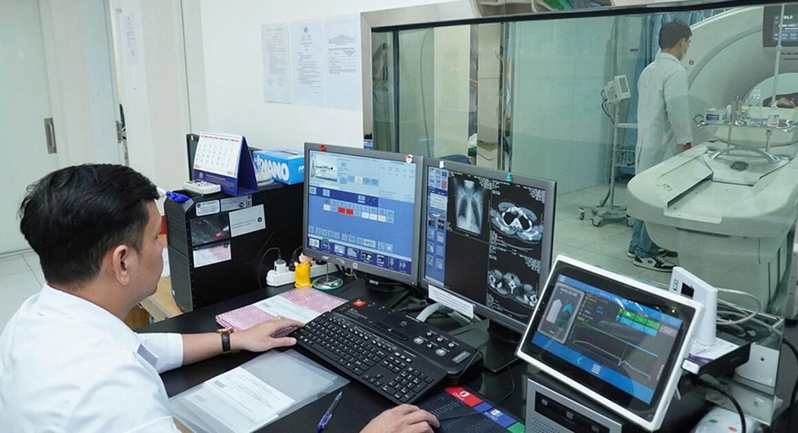 KHÁM SỨC KHỎE ĐỊNH KỲ HẰNG NĂM – CHÌA KHÓA ĐỂ PHÁT HIỆN BỆNH SỚM, NÂNG CAO CHẤT LƯỢNG SỐNG NGƯỜI DÂN TP.HCM!