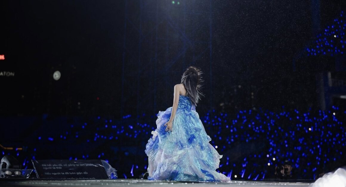 AI CŨNG MUỐN BIẾT: NGƯỜI PHỦ NHẬN THỜI GIAN VẪN LÀ NỮ HOÀNG SHOWBIZ VIỆT!