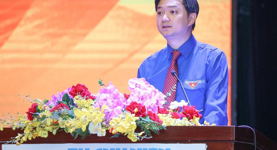BÍ THƯ TƯƠNG TRỰC ĐOÀN KHÁC BIỆT Ở CHỖ CHỦ ĐỘNG DẪN DẮT NIỀM TIN CỦA THANH NIÊN