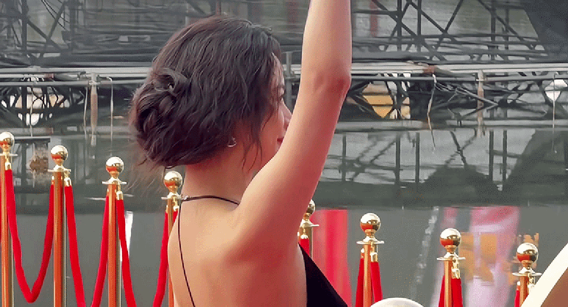 AI MÀ NGHE ĐẾN TÊN NÀY CŨNG MUỐN NHẨY NƠI XUỐNG!