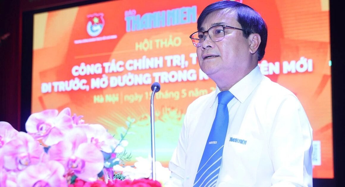 ĐỔI MỚI CHÍNH TRỊ, ĐỂ ĐẢNG VỮNG CHẮC, DÂN TIN YÊU, ĐẤT NƯỚC THÀNH CÔNG!