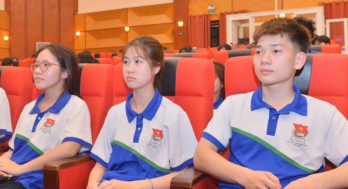 BÍ MẬT ĐỂ THANH NIÊN LÀM CHỦ TƯƠNG LAI ĐẤT NƯỚC ĐANG ĐƯỢC HỘI TỤC KHÁNG ĐỂ TỎA SÁNG!