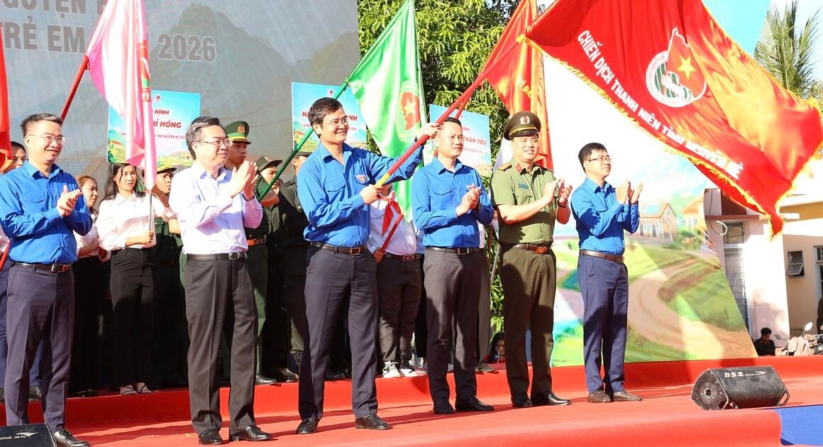 KHÁM PHÁ SỨC MẠNH TRẺ ĐỂ GÂY DẦU XANH BIÊN GIỚI TRONG CHIẾN DỊCH THANH NIÊN HÈ 2026!