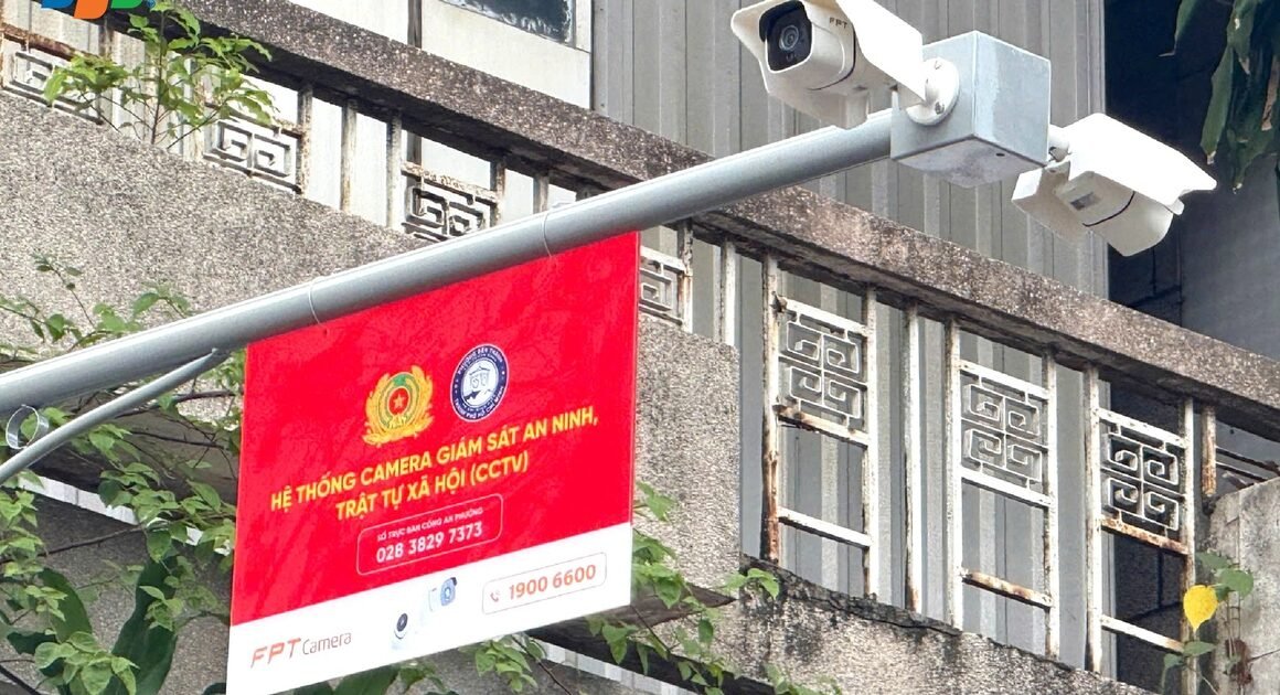 CAMERA GIÁM SÁT: CÓ BẮT BUỘC CHIA SẺ DỮ LIỆU VỚI CÔNG AN XÃ?