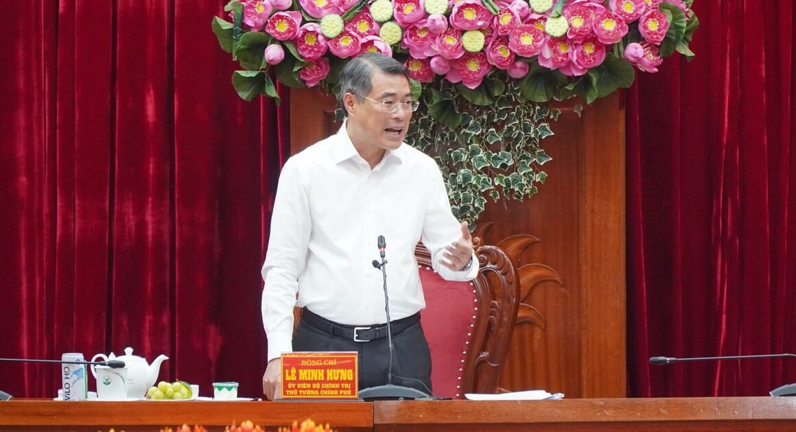 THỦ TƯỚNG LÊ MINH HƯNG RA YÊU CẦU RÀ SOÁT ĐỘI NGŨ CÁN BỘ CƠ SỞ, ĐÓN ĐẦU SỰ THAY ĐỔI CHỜ ĐỢI!